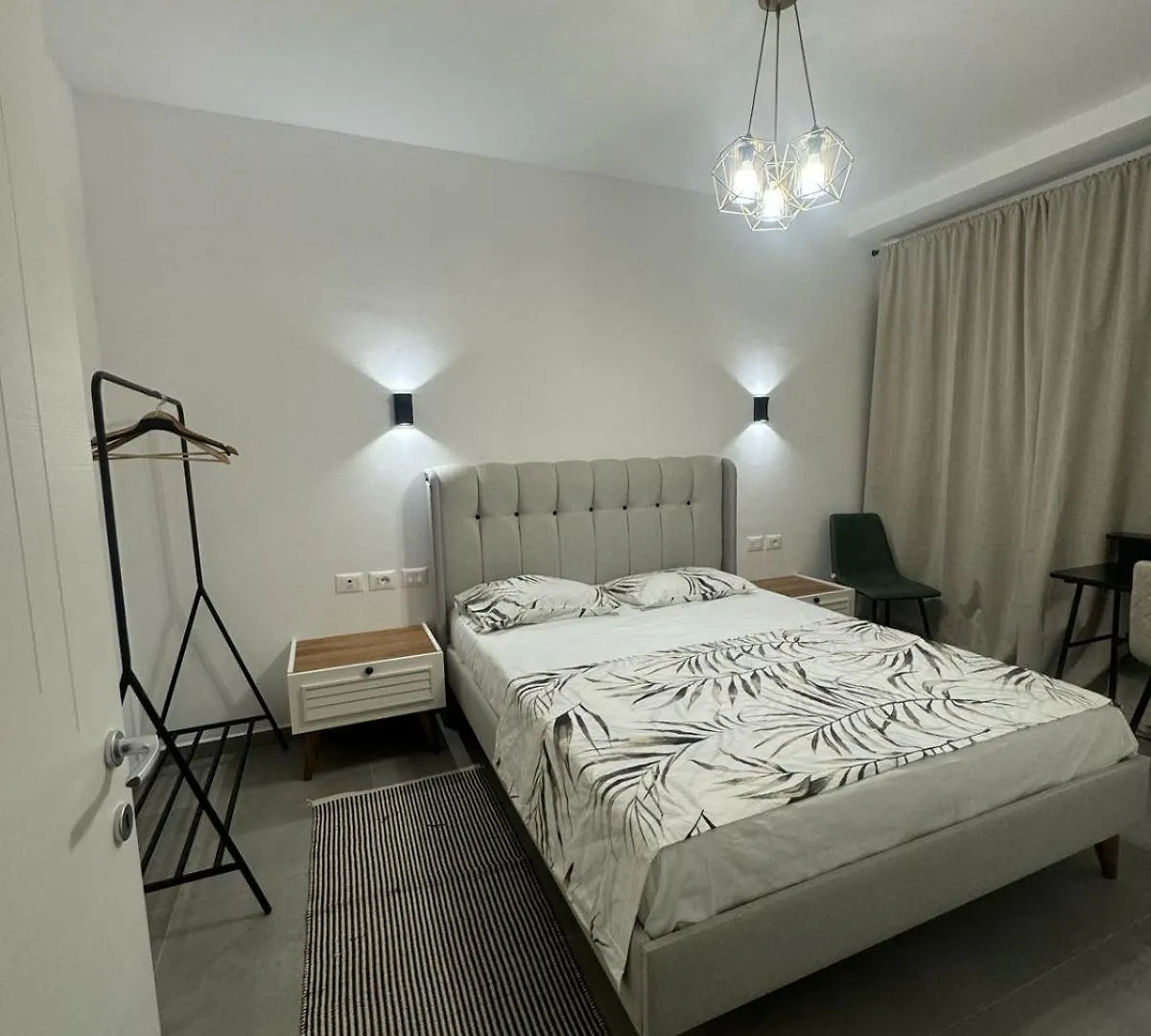 Xhm Apartment Tirana
