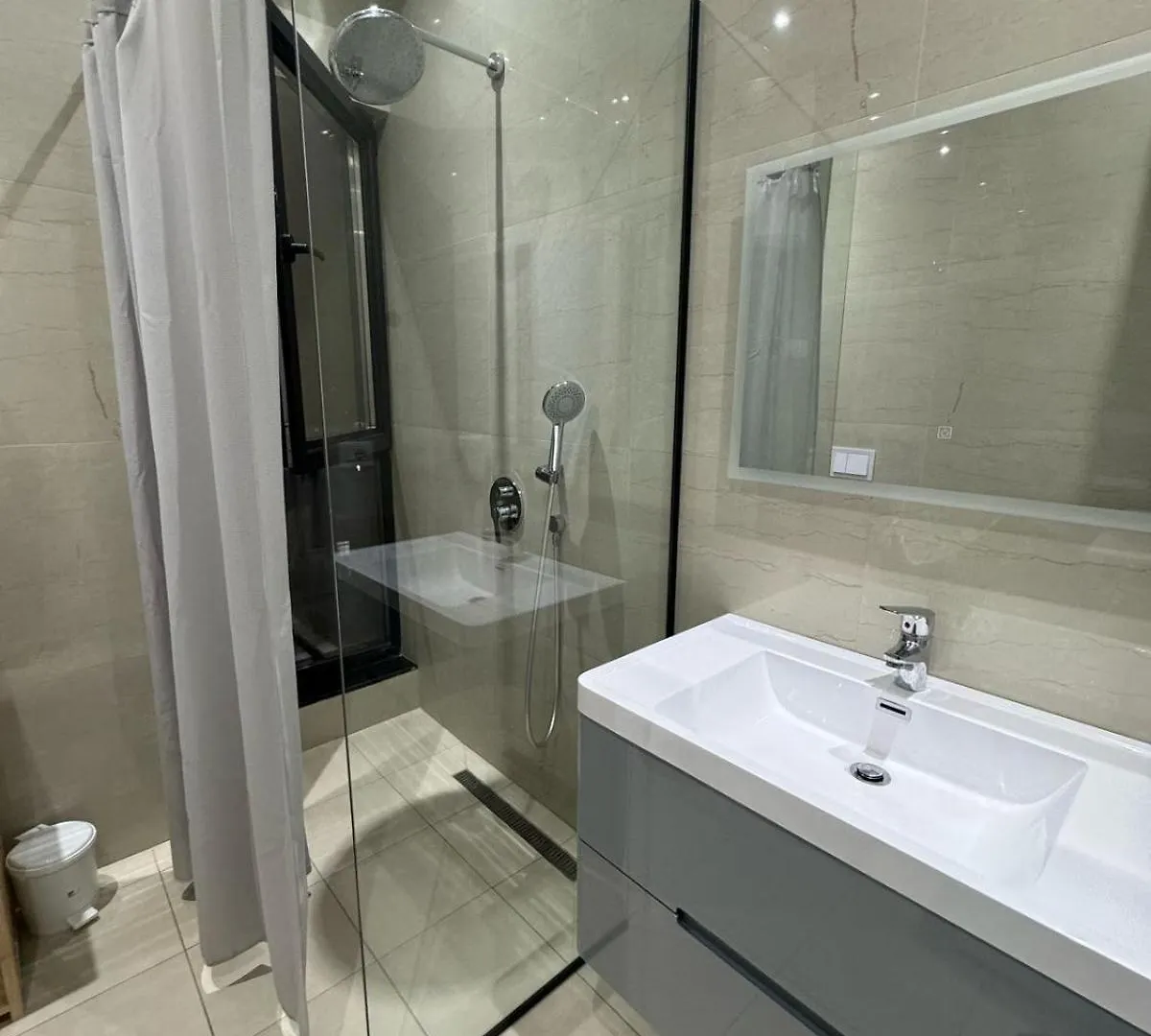 Xhm Apartment Tirana